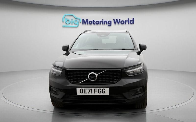 Used Volvo XC40 Plus 211 HP (155 kW) 2021 Black SUV