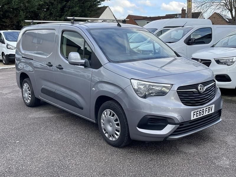 Used Vauxhall Combo Sportive 100 HP (73 kW) 2019 Grey Van