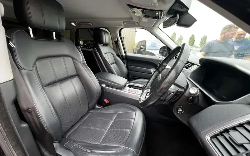 Used Land Rover Range Rover Sport HSE 306 HP (225 kW) 2018 Black SUV