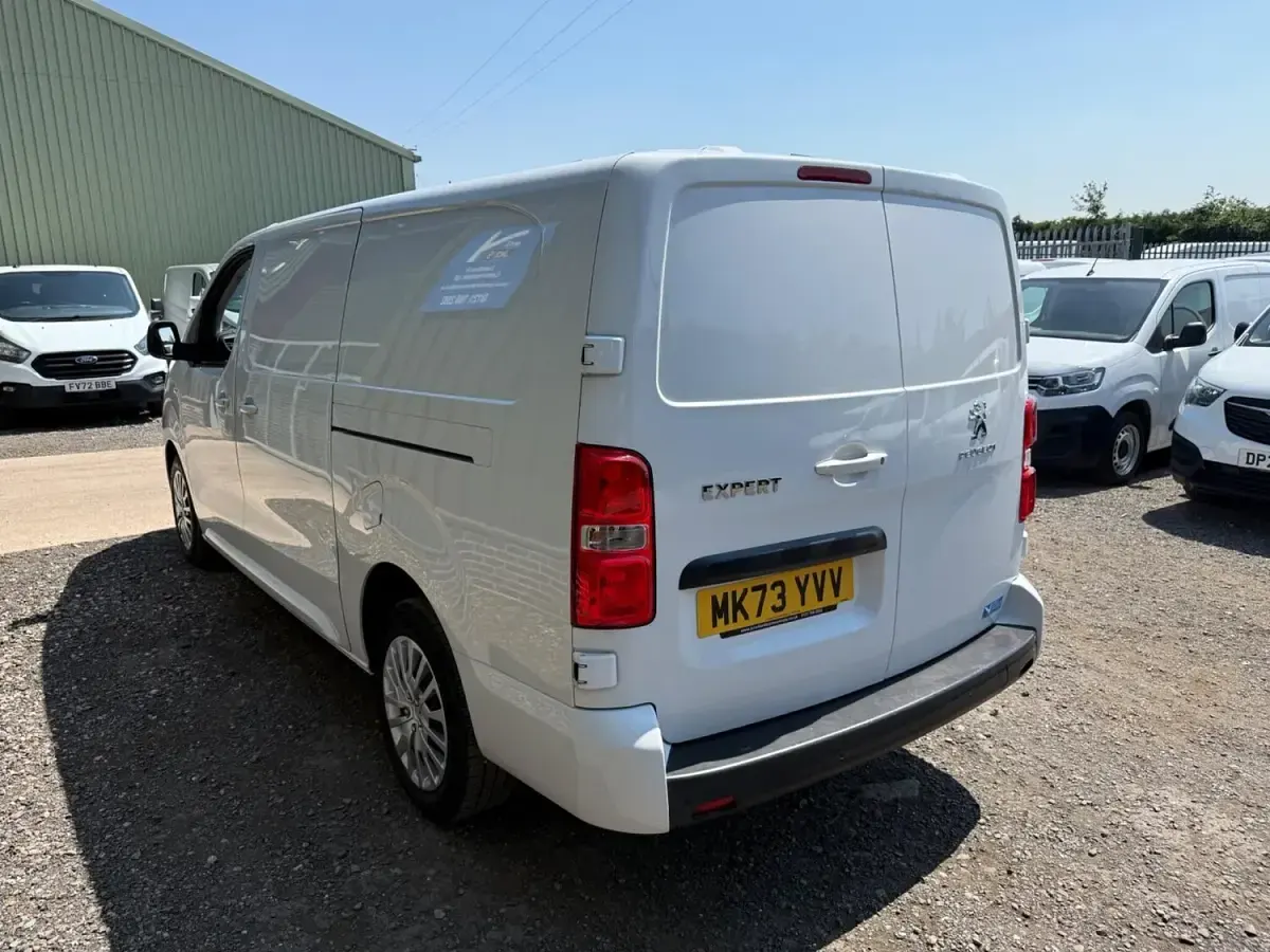 Used Peugeot Expert Premium 2023 White Van