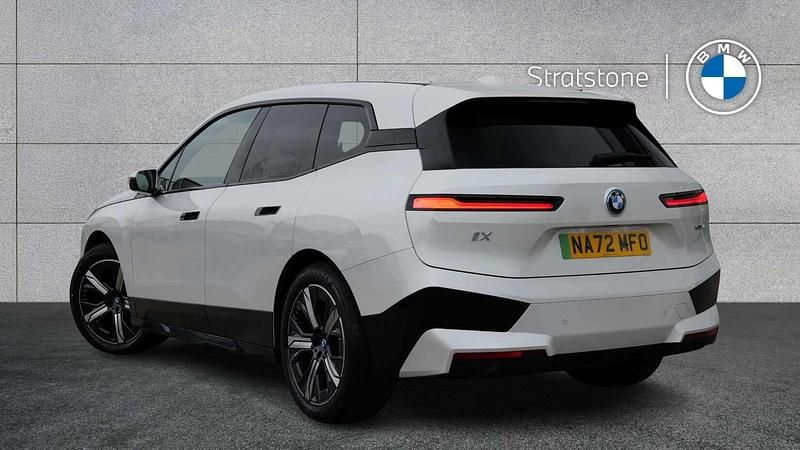 Used BMW iX M Sport 236 kW (322 HP) 2022 White SUV