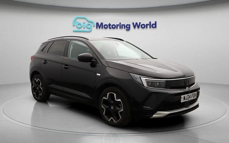 Used Vauxhall Grandland X Ultimate 131 HP (96 kW) 2024 Black SUV