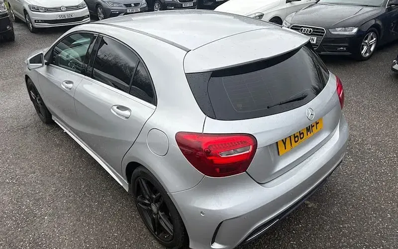 Used Mercedes A180 Executive 109 HP (80 kW) 2017 Black Hatchback
