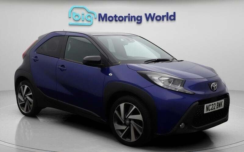 Used 2024 Toyota Aygo Hatchback | £9,700 (Good price) - Image 1/4