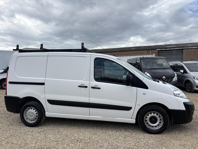 Used Citroën Dispatch 2013 White MPV