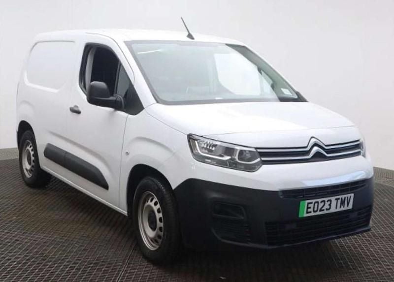 White Used 2023 Citroën e-Berlingo MPV | £13,188 (Fair price) - Image 1/2