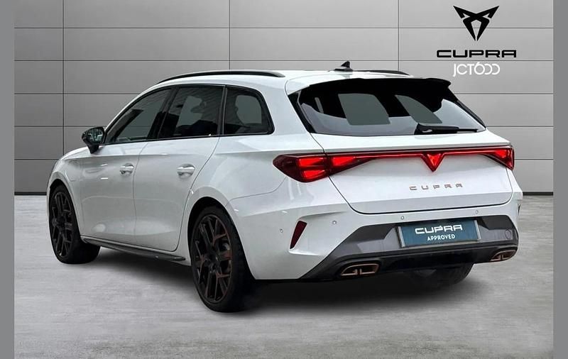 Used Cupra Leon VZ3 268 HP (197 kW) 2025 White Estate