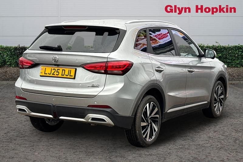 Used MG ZS Trophy 2025 Silver Hatchback