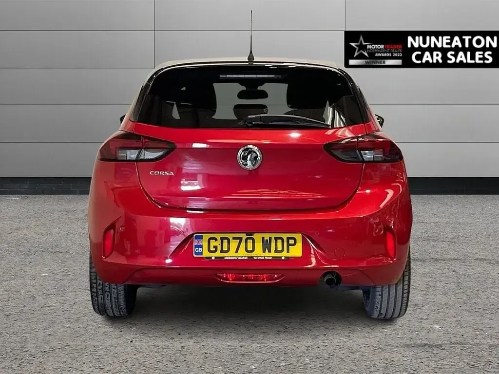 Używany Vauxhall Corsa Elite 100 KM (73 kW) 2021 Czerwony Hatchback