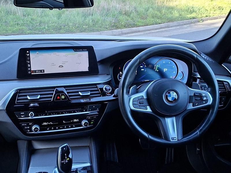 Used BMW 520 M Sport 2017 White Estate