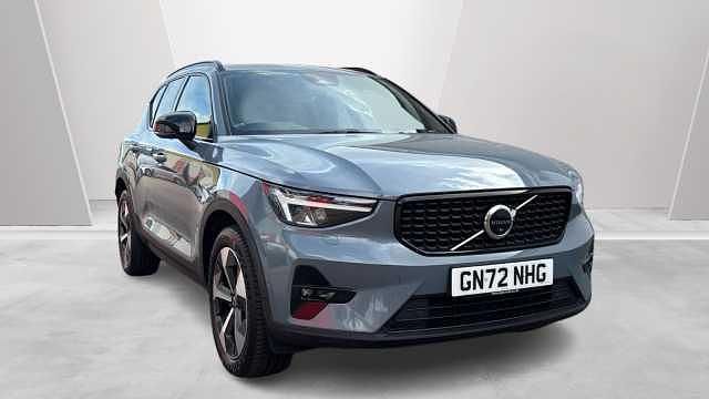 Used 2023 Volvo XC40 Ultimate SUV | £29,490 (Fair price) - Image 1/3