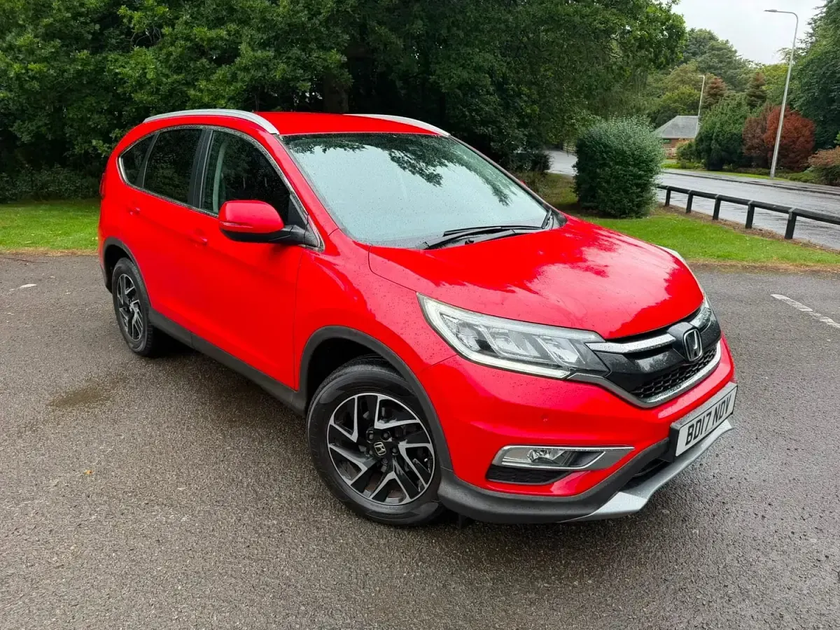 Used Honda CR-V SE Plus 2017 Red SUV