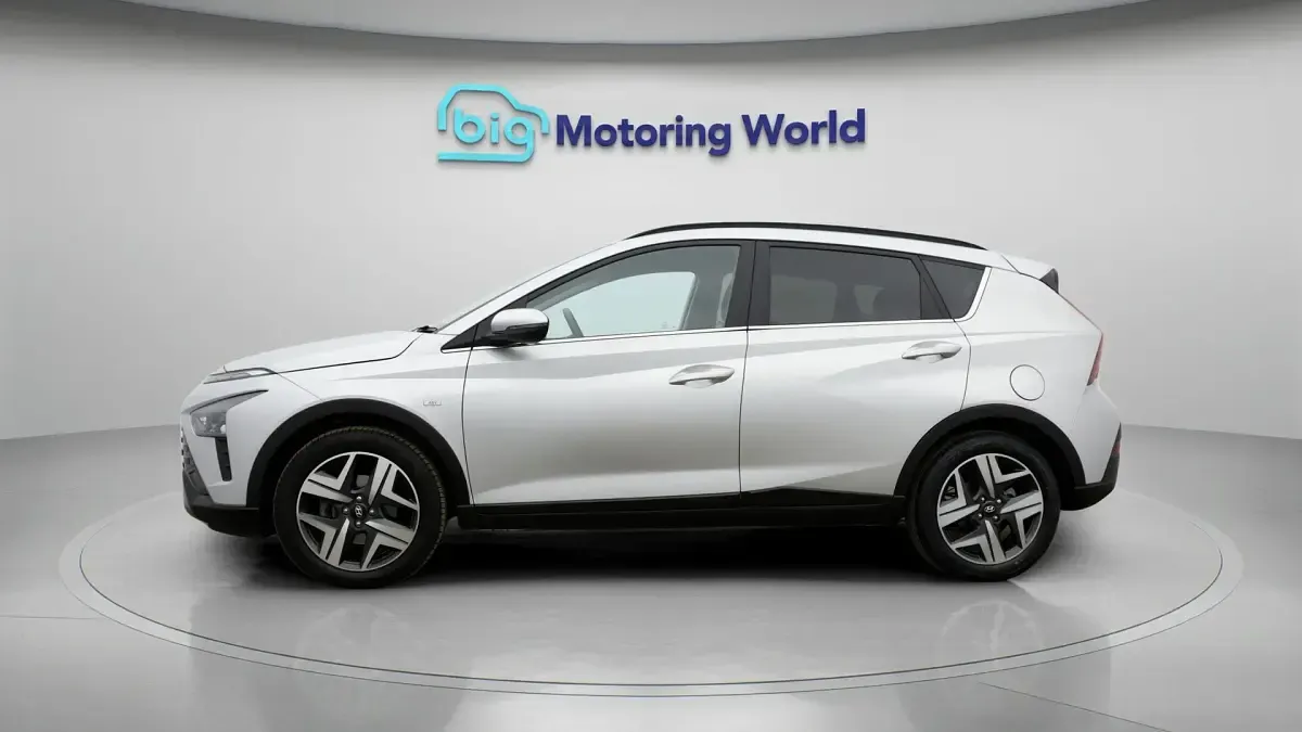 Used Hyundai Bayon Premium 101 HP (74 kW) 2023 Silver SUV