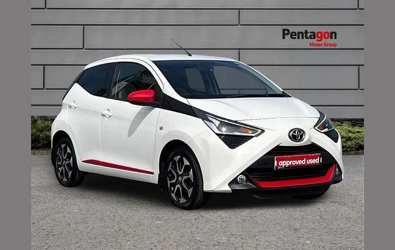 Used Toyota Aygo Trend 72 HP (52 kW) 2020 White Hatchback