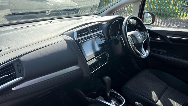 Used Honda Jazz EX 102 HP (75 kW) 2019 Orange Hatchback