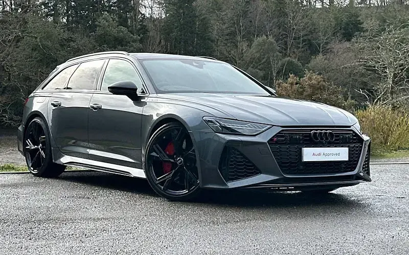 Begagnad Audi RS6 600 HK (441 kW) 2022 Kombi