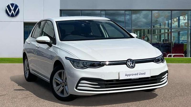 Pure white Used 2021 VW Golf VIII Life Hatchback | £16,798 (Good price) - Image 1/4