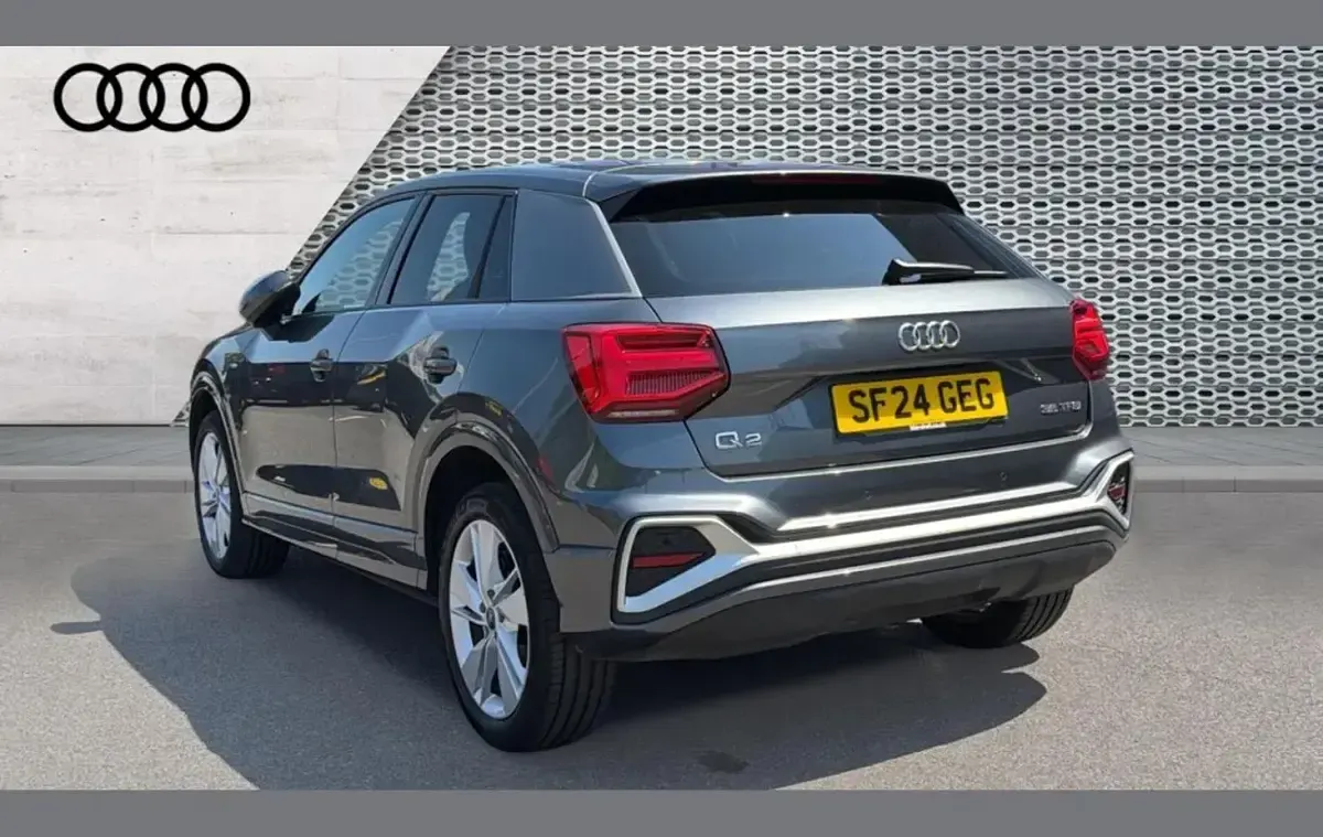 Used Audi Q2 S-Line 147 HP (108 kW) 2024 Grey SUV