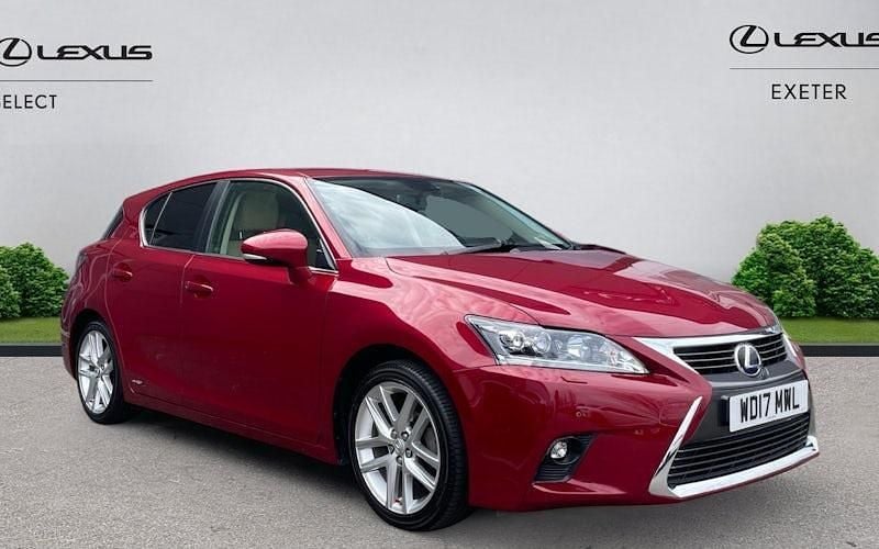 Used Lexus CT200h 136 HP (100 kW) 2017 Red Hatchback