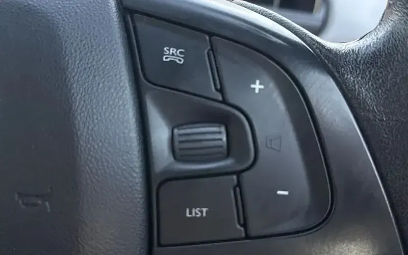 Used Citroën C4 Flair 110 HP (80 kW) 2018 Blue SUV