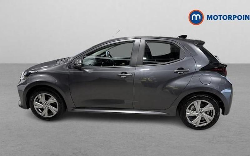 Used Toyota Yaris Hybrid 116 HP (85 kW) 2025 Grey Hatchback