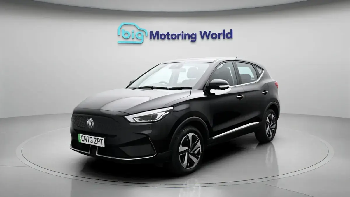 Usado MG ZS SE 114 kW (156 CV) 2023 Negro SUV