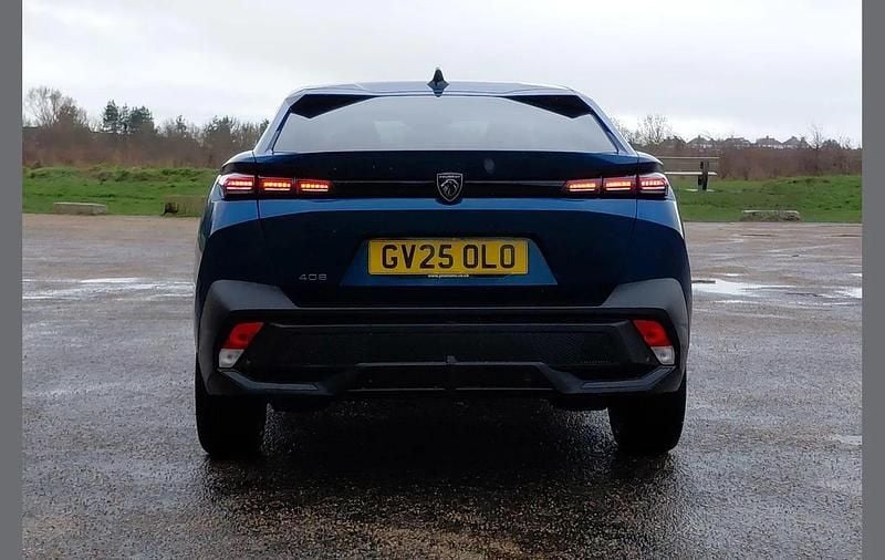 Used Peugeot 408 Allure 134 HP (98 kW) 2025 Blue Hatchback