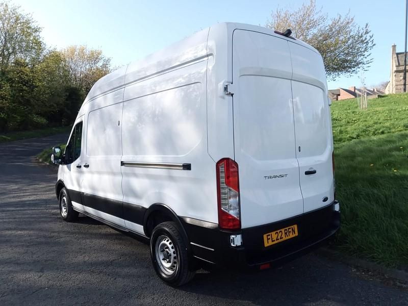 Begagnad Ford Transit 130 HK (95 kW) 2022 Vit Van