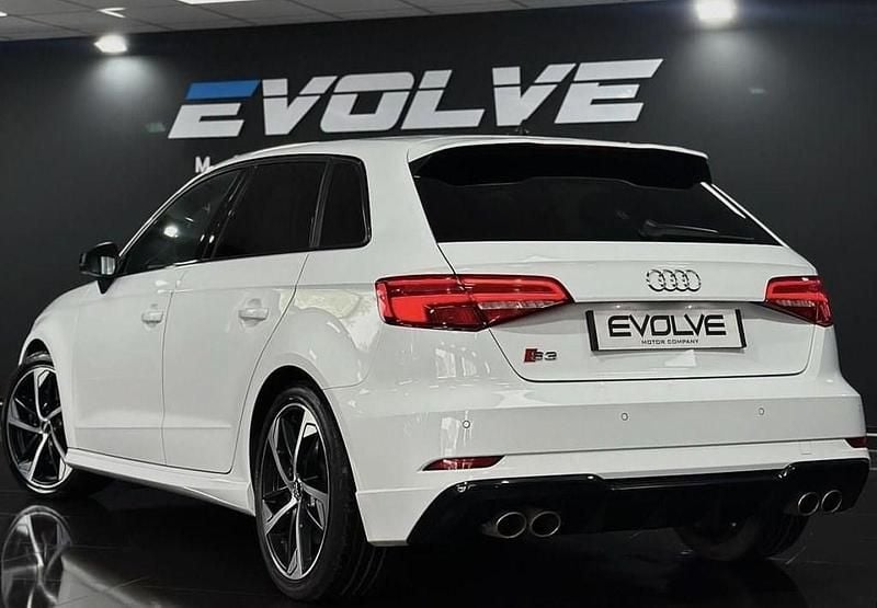 Begagnad Audi S3 Sportback Black Edition 2019 Vit Halvkombi