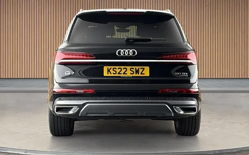 Used Audi Q7 S-Line 286 HP (210 kW) 2024 SUV