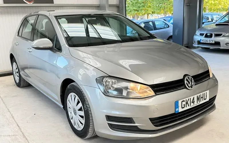 Used VW Golf VII S 86 HP (63 kW) 2014 Hatchback