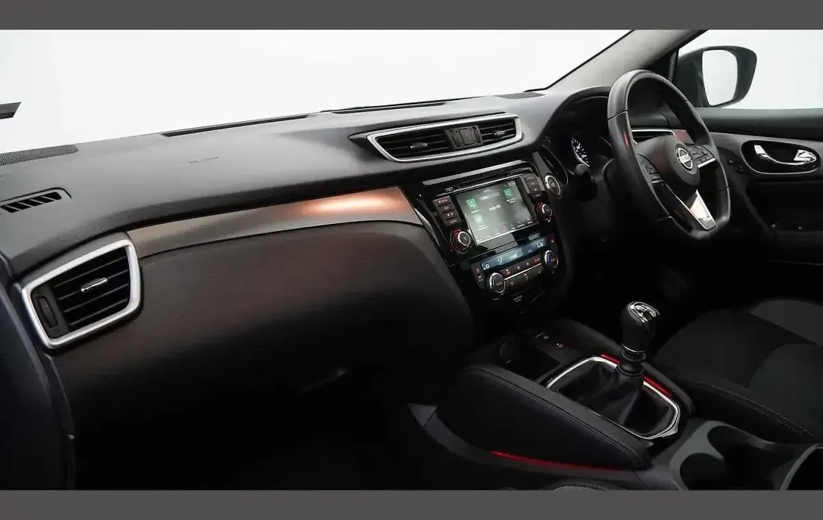 Used Nissan Qashqai N-Connecta 138 HP (101 kW) 2020 Blue SUV