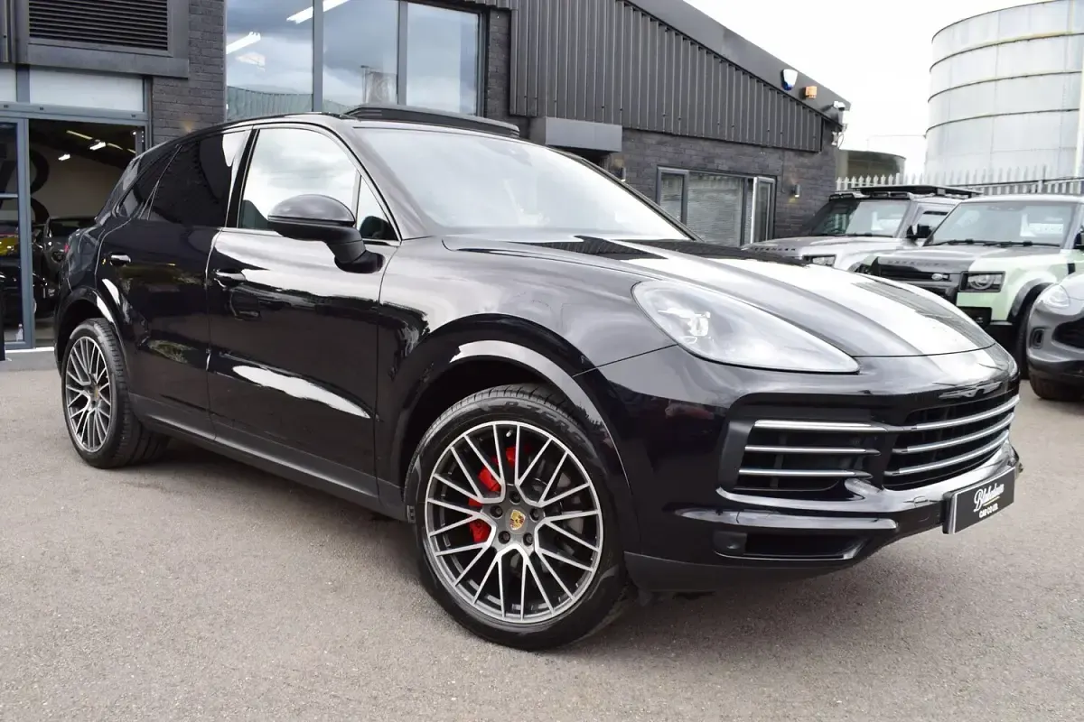 Used Porsche Cayenne 340 HP (250 kW) 2019 Black SUV