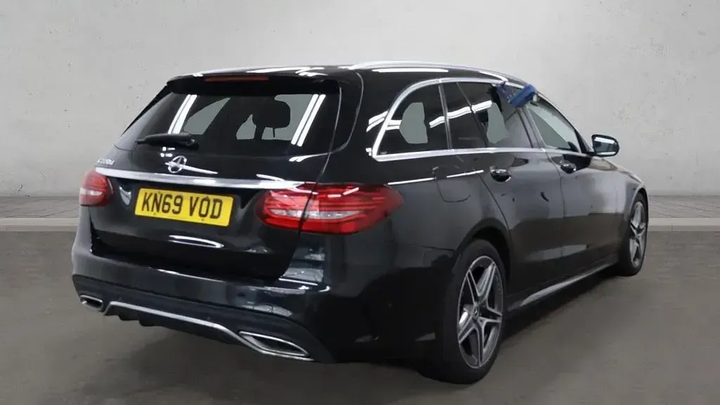 Used Mercedes C220 AMG line 194 HP (142 kW) 2020 Black Estate