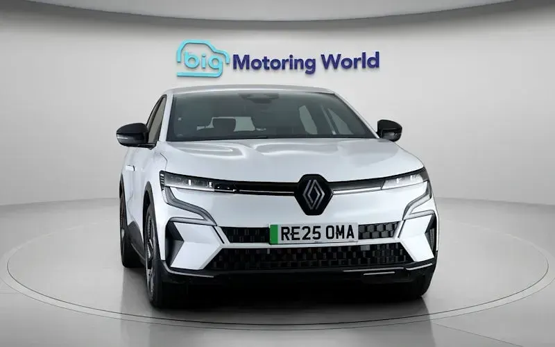 Used Renault Mégane Evolution 161 kW (220 HP) 2025 White Hatchback