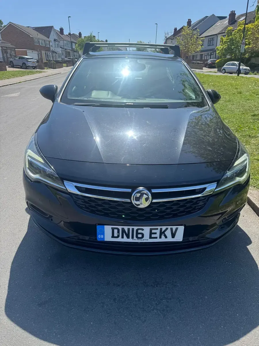 Used Vauxhall Astra SRi 2016 Black Hatchback