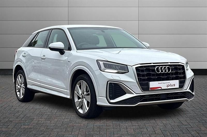 Glacier white Used 2022 Audi Q2 S-Line SUV | £21,991 (Fair price) - Image 1/4