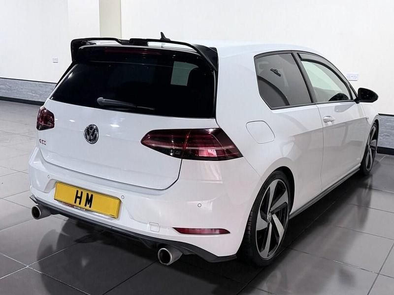 Used VW Golf VII GTI 245 HP (180 kW) 2019 White Hatchback