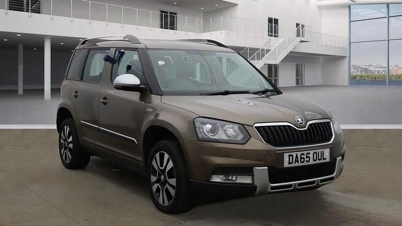 Brown Used 2015 Skoda Yeti LAURIN & KLEMENT SUV | £9,995 (A bit pricey) - Image 1/4