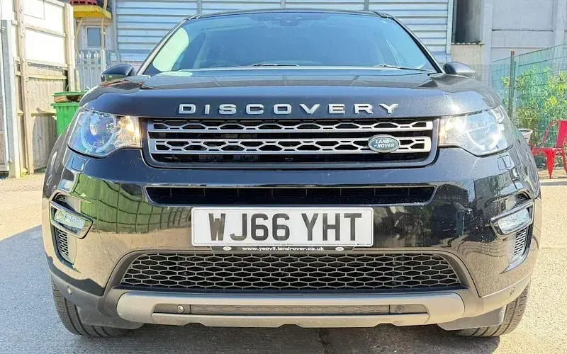 Used Land Rover Discovery Sport SE 179 HP (131 kW) 2019 SUV