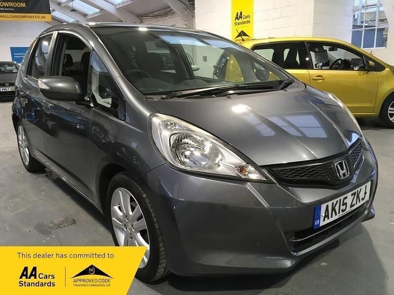 Used Honda Jazz ES 2015 Grey Hatchback