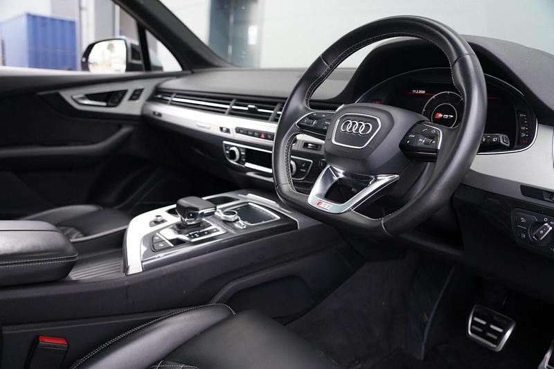 Used Audi SQ7 Business 435 HP (319 kW) 2018 Black SUV