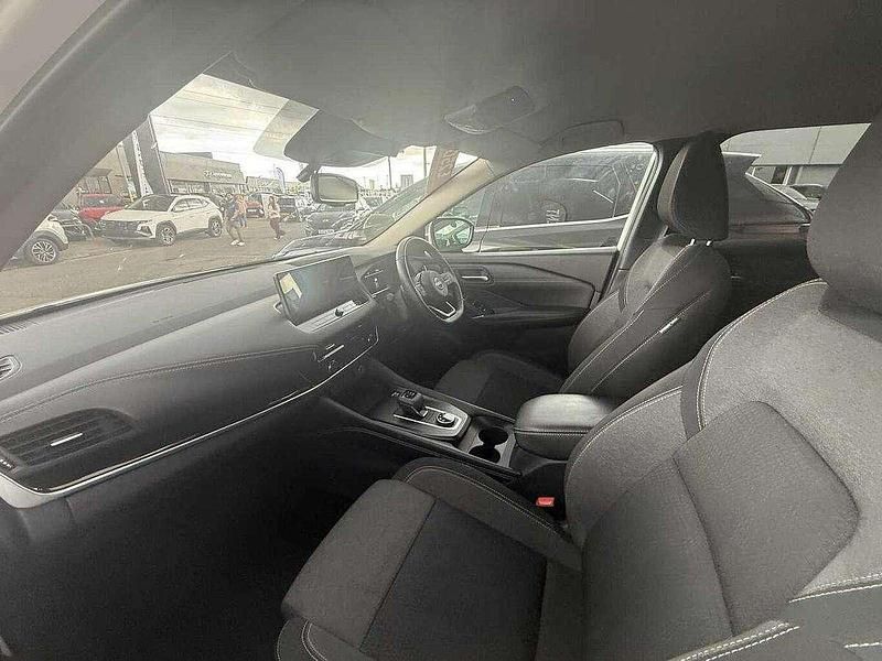 Image 2/3