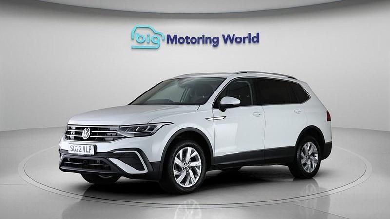 Used VW Tiguan Allspace S 150 HP (110 kW) 2022 White SUV