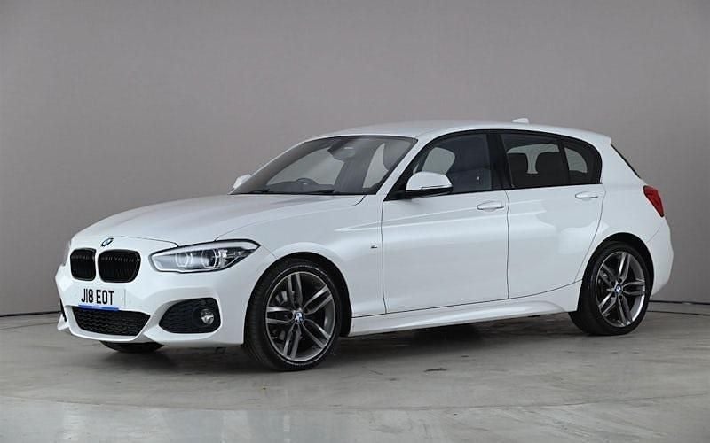 Used BMW 118 M Sport 150 HP (110 kW) 2019 White Hatchback