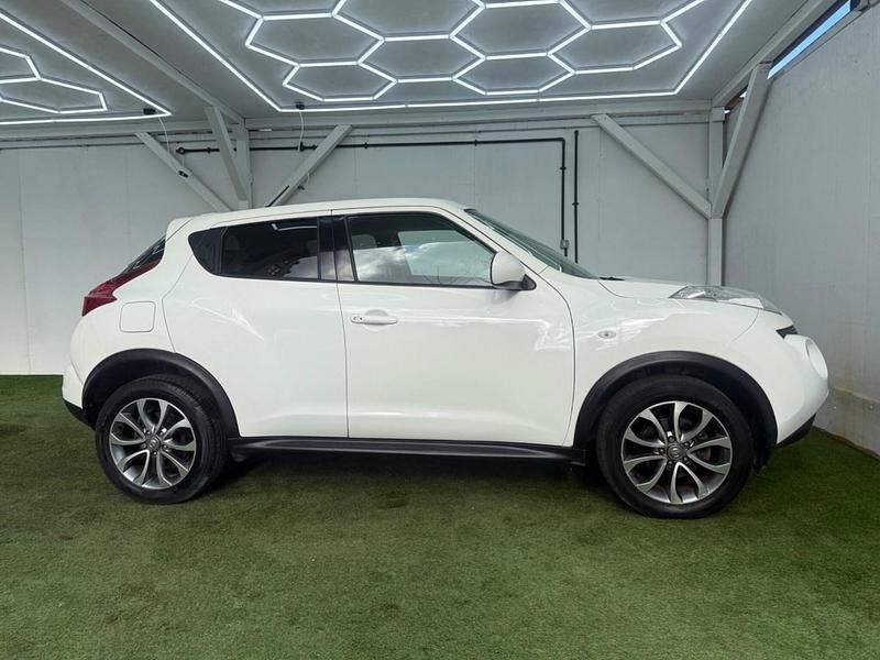 Used Nissan Juke Tekna 2013 White SUV