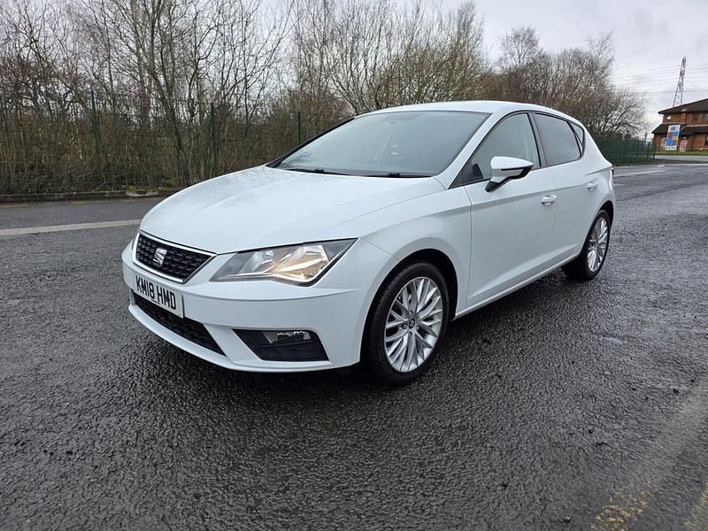 Begagnad Seat Leon SE Dynamic 2018 Vit Halvkombi