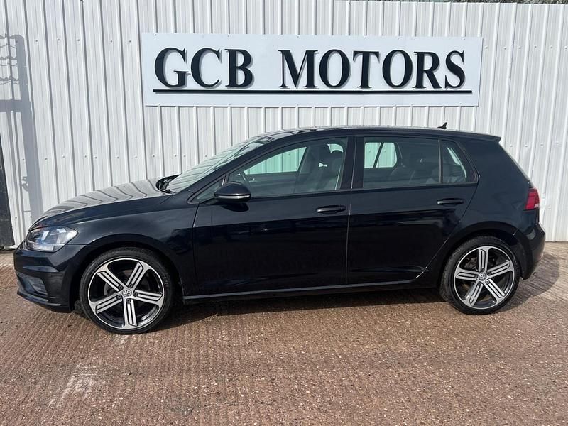 Used VW Golf VII SE 2017 Black Hatchback