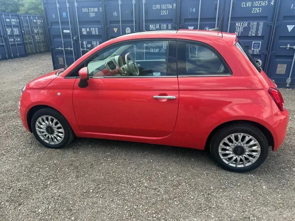 Used Fiat 500 Lounge 69 HP (50 kW) 2017 Pink Hatchback