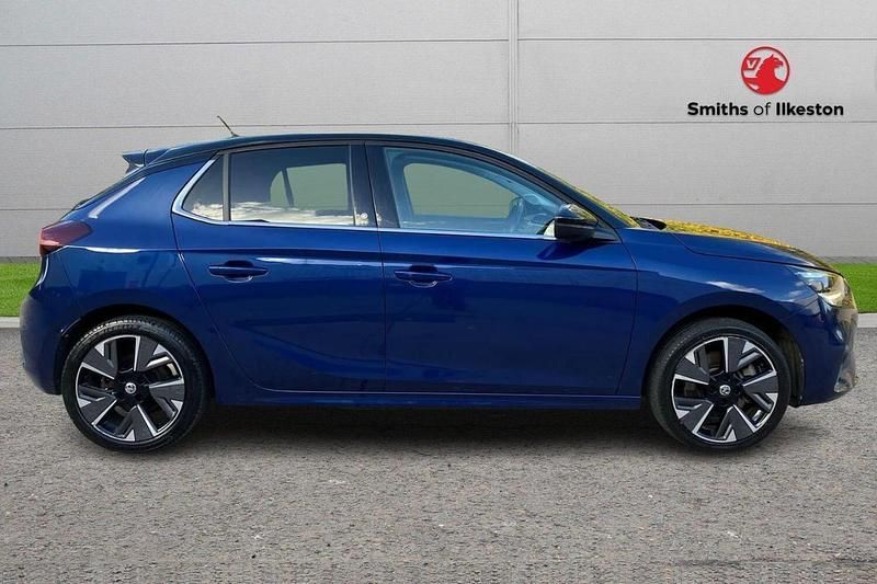 Used Vauxhall Corsa-e Elite 98 kW (134 HP) 2021 Blue Hatchback